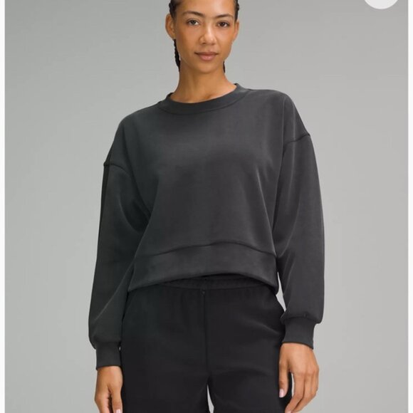 Lululemon Softstreme crop sweatshirt - Picture 3 of 3